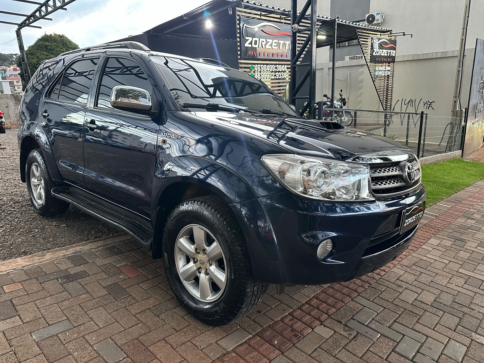 Toyota Hilux SW4 SRV 3.0 4x4 Automatica