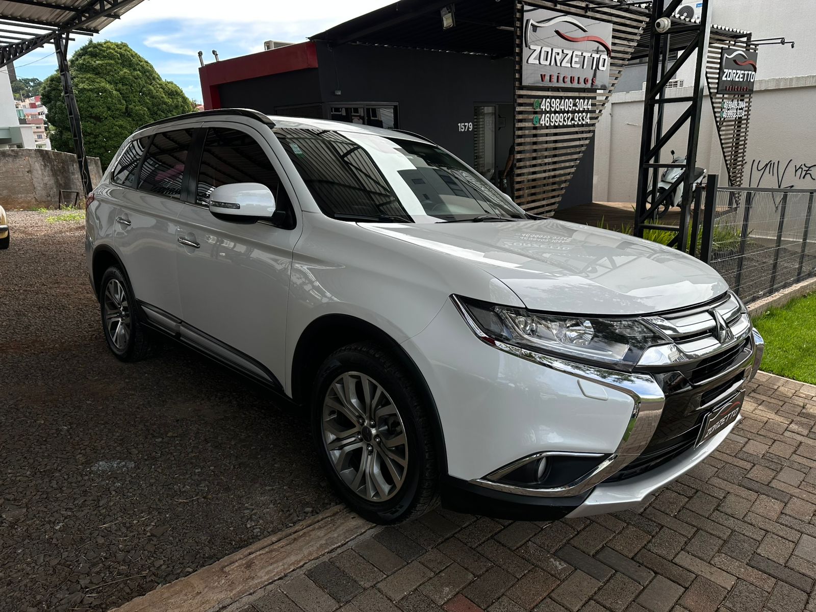Mitsubishi Outlander 2.2 Diesel Automatica 7 Lugares