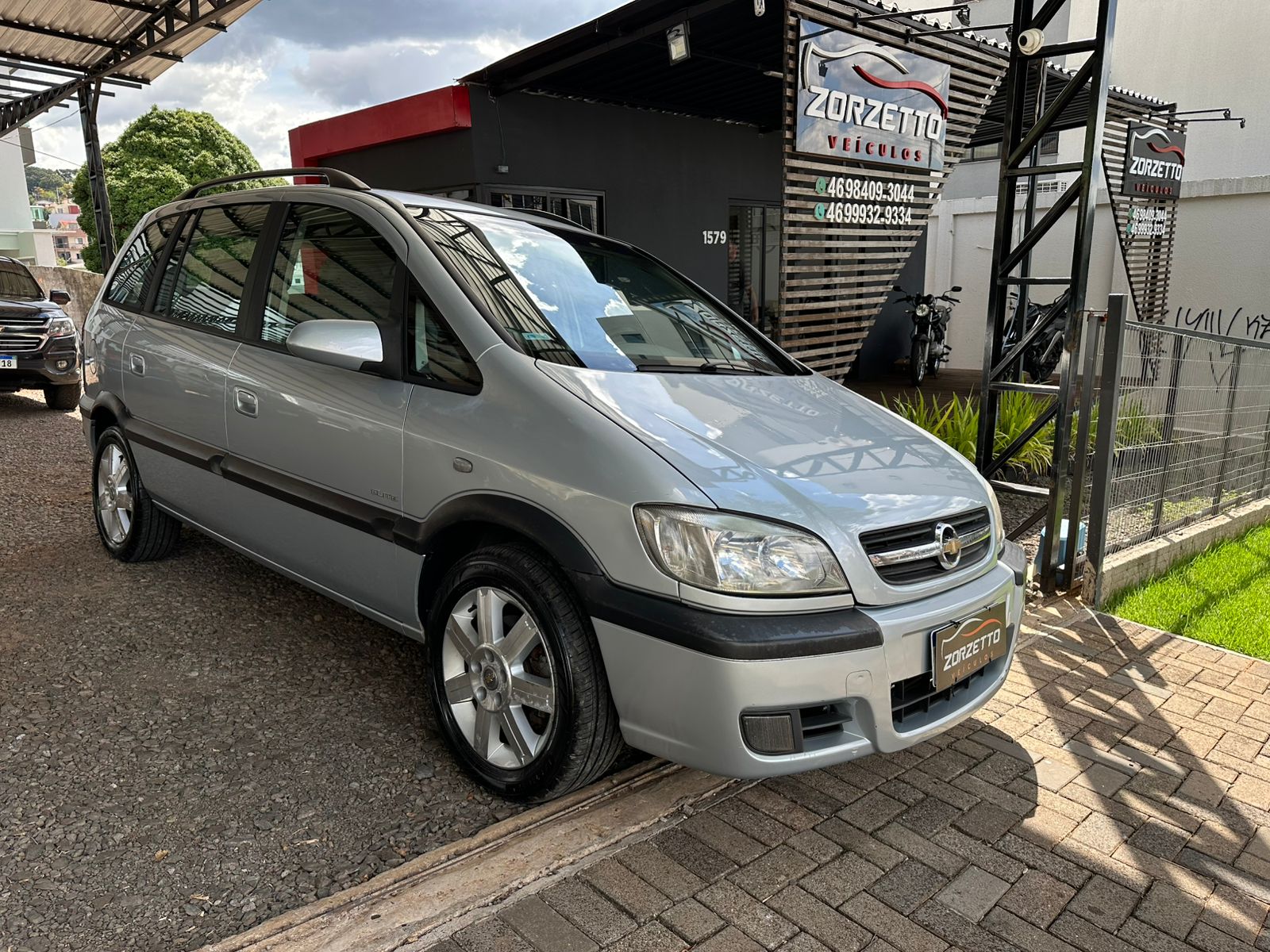 Chevrolet Zafira Elite